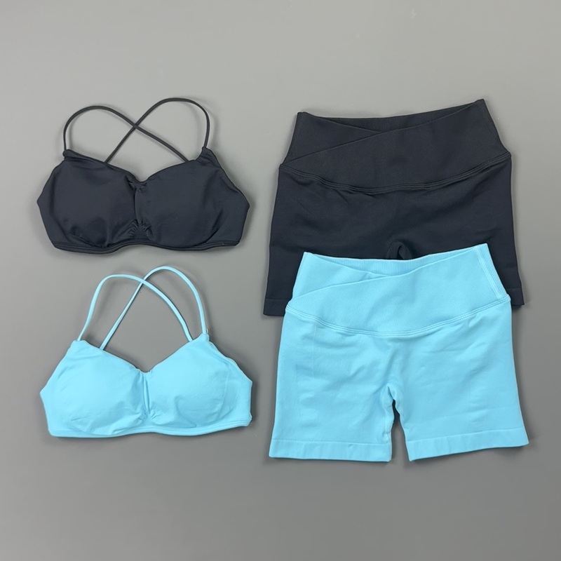 2ピーススポーツセット レディース 薄型ストラップ バストギ - Sports Bra High Impact のレビューと価格