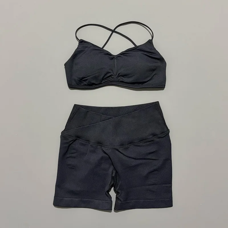 2ピーススポーツセット レディース 薄型ストラップ バストギ - Sports Bra High Impact のレビューと価格